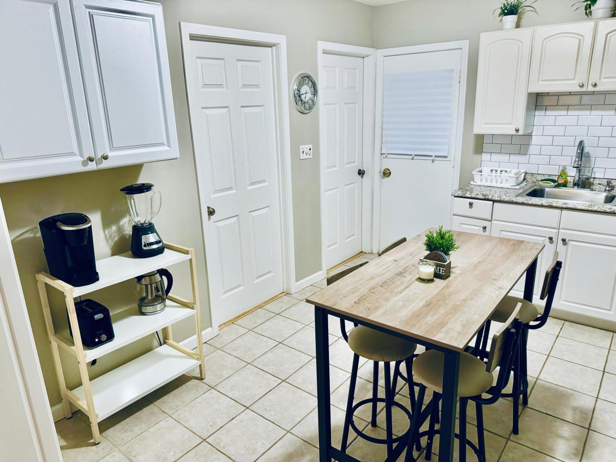 Bright, Stylish & Cozy 2Bed Unit W/Backyard & Grill Close To Nyc! Haledon Экстерьер фото